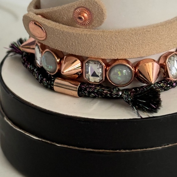 Holiday Bomb Party Stacks - Picture 2 of 4